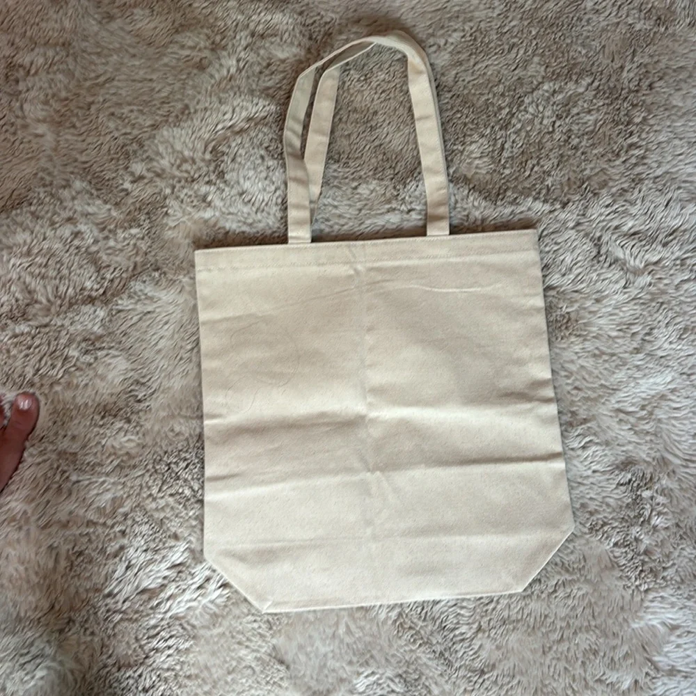 Vogue‎ Beige Graphic Tote Bag